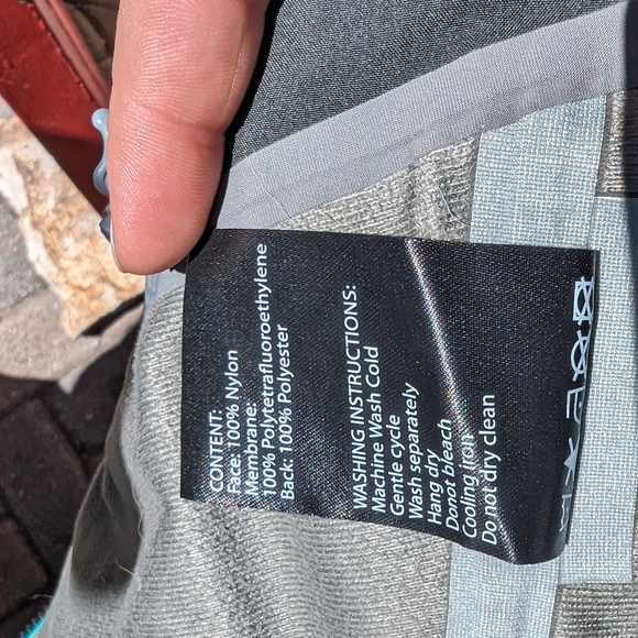 Strafe ski jacket - Picture 13 of 13